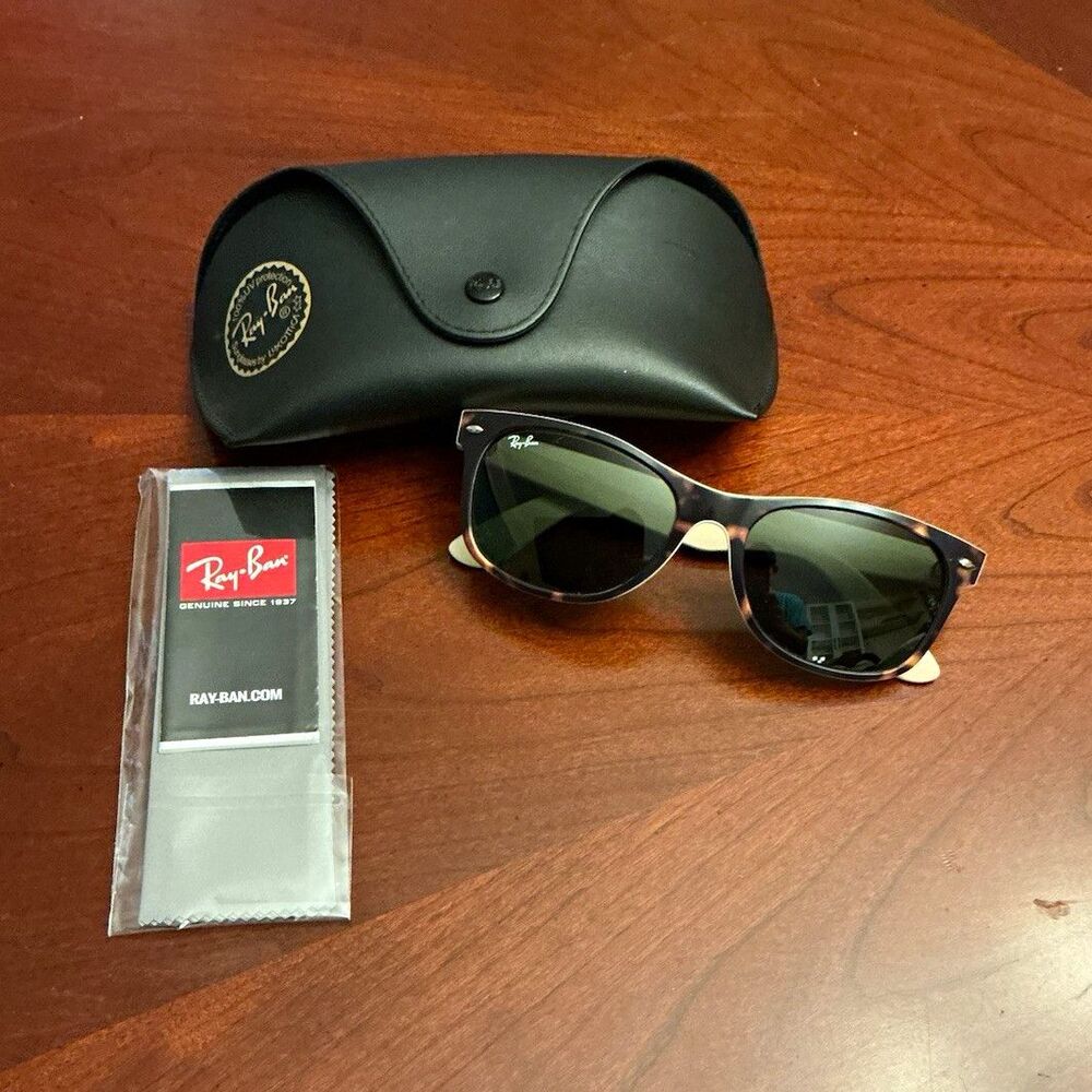 Ray-Ban RB2132 New Wayfarer 55mm Sunglasses Black Tortoise Beige G-15 W/ Case 41